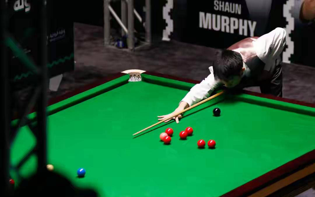 现在的阔步, 玉更是在首