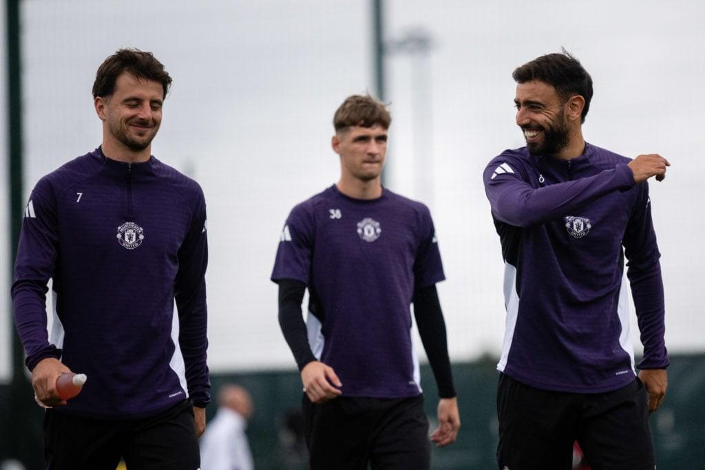 秀做准备, 岁的球员在