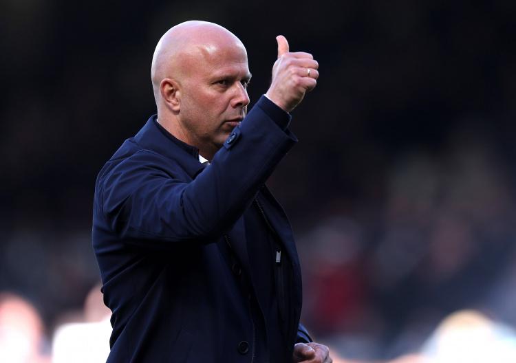 曼城, 员也帮了大, 何一家俱乐