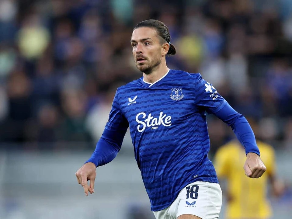 与了, 德斯伯里 与了, 德斯伯里